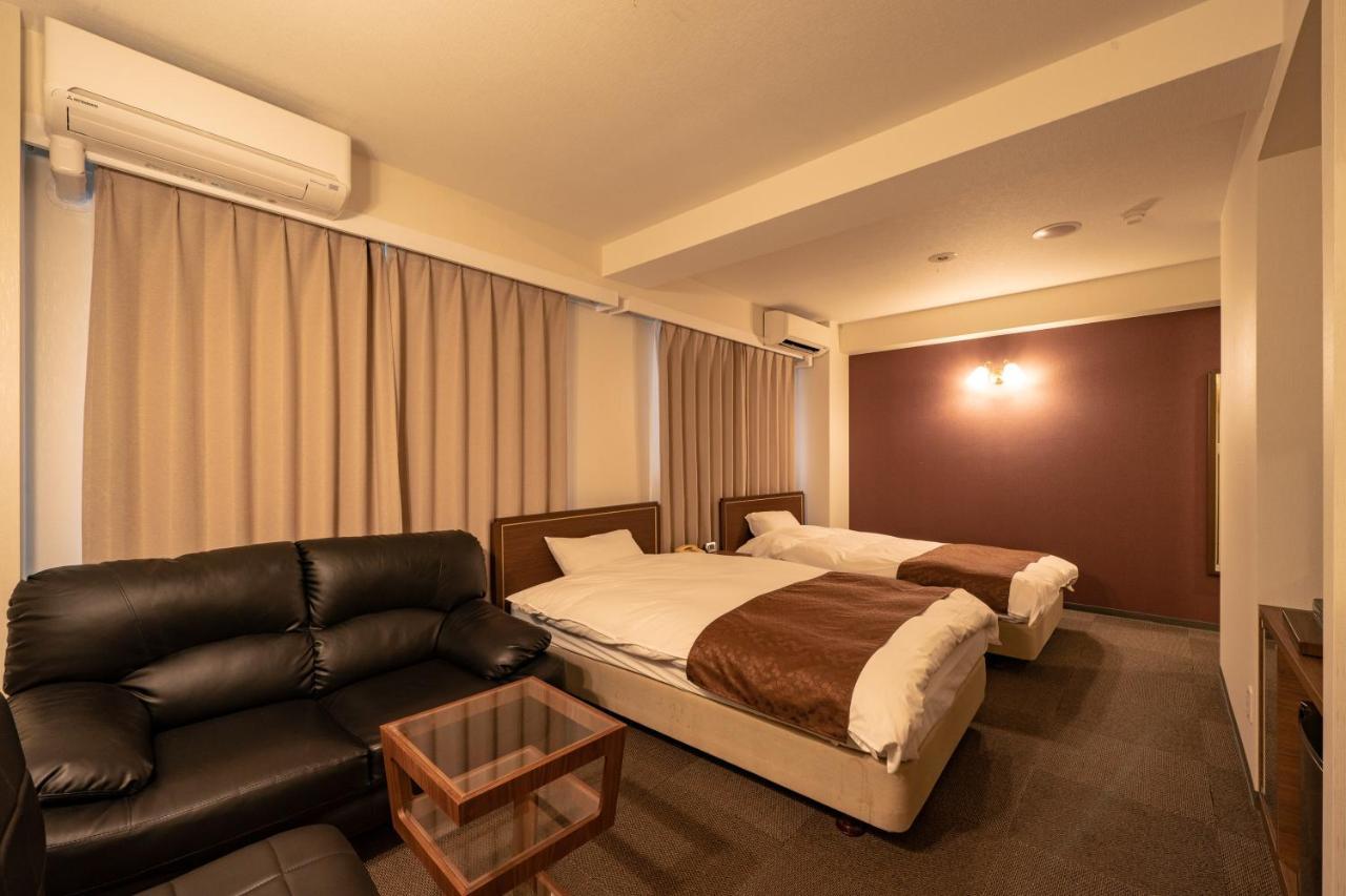 Kitsuregawa Country Club & Bihada Onsen Hotel Kitsuregawa Sakuyama Eksteriør bilde