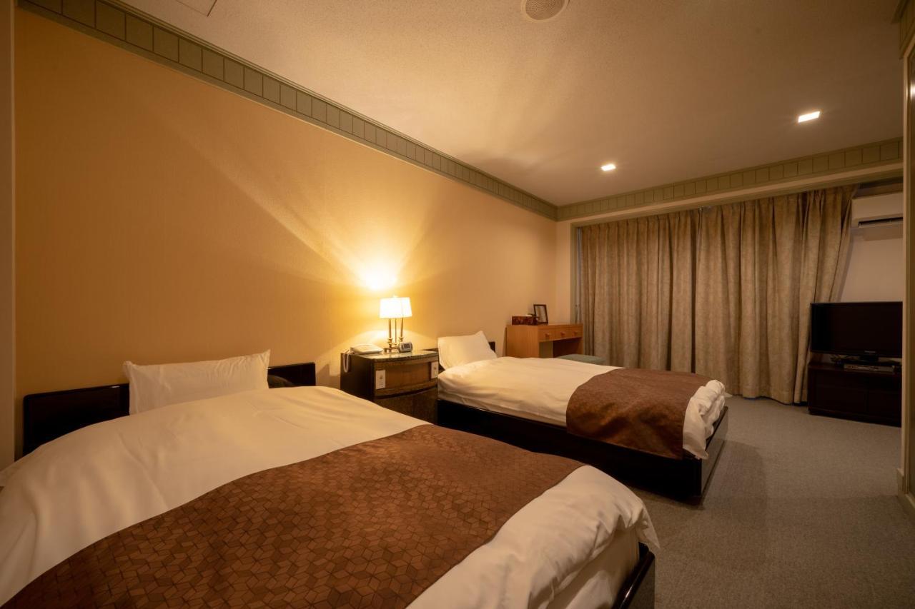 Kitsuregawa Country Club & Bihada Onsen Hotel Kitsuregawa Sakuyama Eksteriør bilde